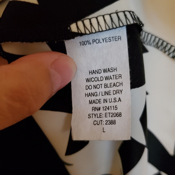 NWOT - NORDSTROM | ELODIE Black & White Tank Top - Picture 10 of 10